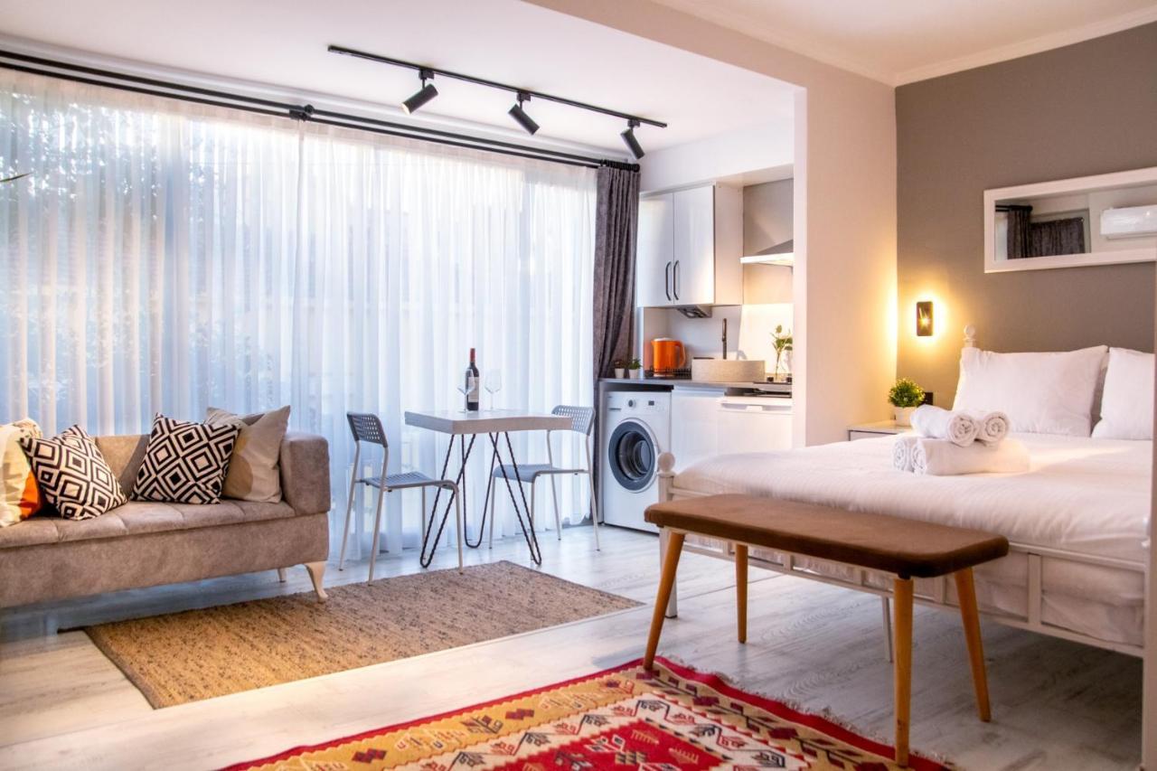 Invigorating Studio Flat Near Kordon In Alsancak Apartment Izmir Exterior photo